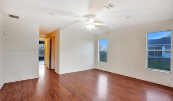 140 NE 7th St, Belle Glade, FL 33430