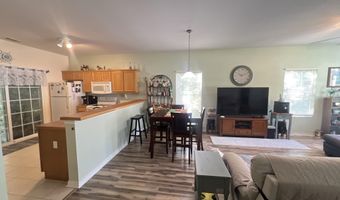 7054 W Perry St, Bay St. Louis, MS 39520