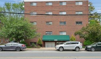 995 Massachusetts Ave 102, Arlington, MA 02476