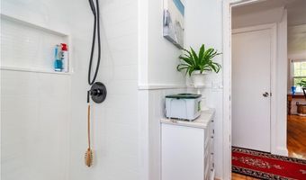 170 Pilgrim Pkwy, Warwick, RI 02888