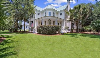 106 Coosaw Club Dr, Beaufort, SC 29907