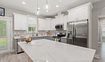 7405 Louisville Rd, Aynor, SC 29511
