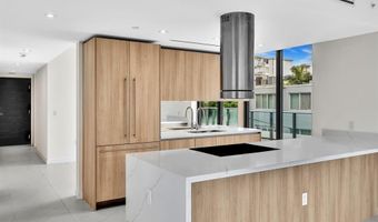 9901 W Bay Harbor Dr 304, Bay Harbor Islands, FL 33154