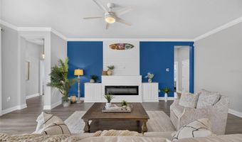 7322 PARADISO Dr, Apollo Beach, FL 33572
