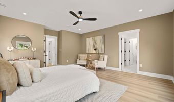 1905 N TAYLOR St, Arlington, VA 22207