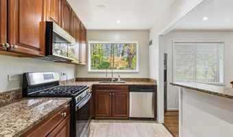 10523 MONTROSE Ave 203, Bethesda, MD 20814