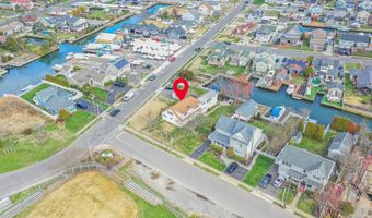 280 S Bayview Ave, Amityville, NY 11701