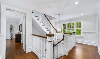 99 Porchuck Rd, Greenwich, CT 06831