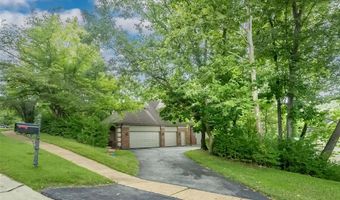 639 Wood Fern Dr, Ballwin, MO 63021