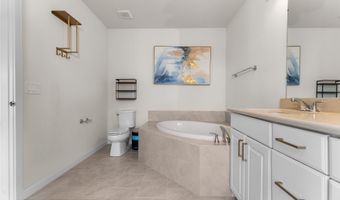 2949 Aughton Rd, Ann Arbor, MI 48105