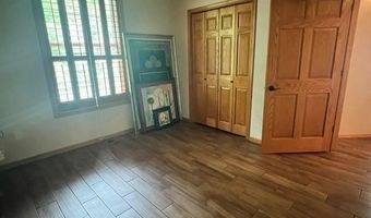 2201 7th St NW A, Austin, MN 55912