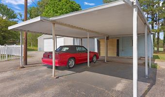 233 E Main St, Bells, TN 38006