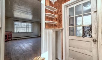 298 Wooding Hill Rd, Bethany, CT 06524