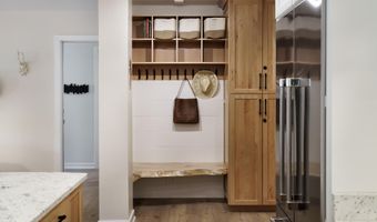 180 Offerson Rd 2, Beaver Creek, CO 81620
