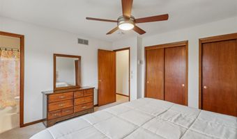 1505 S 14th St, Adel, IA 50003