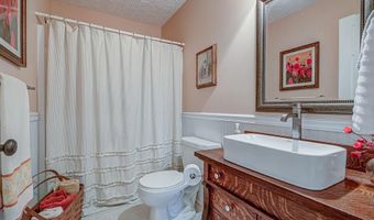 6092 N Martha Dr, Aurora, IN 47001