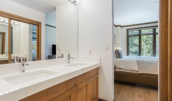 32 Highlands Ln 203, Beaver Creek, CO 81620