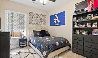 172 NORTHERN FLICKER Ct, Auburn, AL 36832