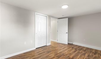 280 Long St, Warwick, RI 02886