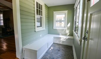 3290 ARUNDEL ON THE BAY Rd, Annapolis, MD 21403