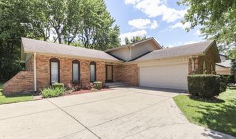 6843 Glacier Dr, Indianapolis, IN 46217
