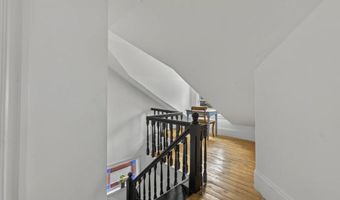 38 Union St, Belfast, ME 04915