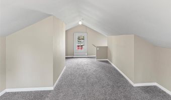 1129 E 7th St, Alton, IL 62002