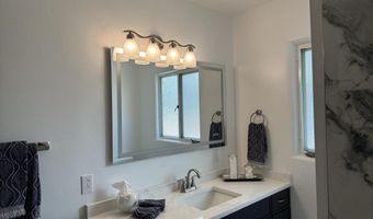 922 AVENIDA DEL SOL NE, Albuquerque, NM 87110