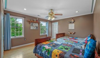 301 BERKLEY Ave, Belle Mead, NJ 08502