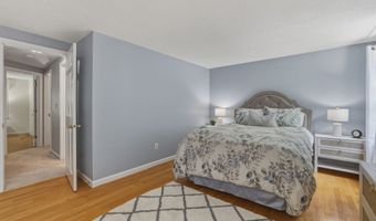 14 High Hill Rd, Canton, CT 06019