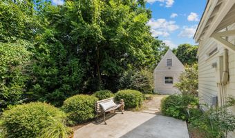 145 Bay Ave, Apalachicola, FL 32320