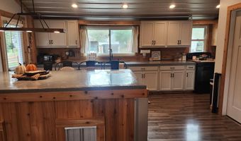 6776 Water St, Berne, IN 46711