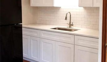 748 S Hall St 1, Allentown, PA 18102
