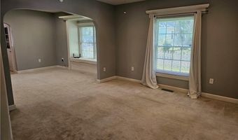 614 S 7th St, Atchison, KS 66002