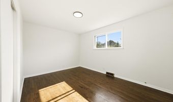 78 S Evergreen Ave, Addison, IL 60101