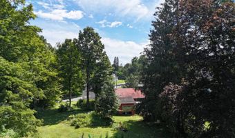 447 Maple Ave, Amsterdam, NY 12010