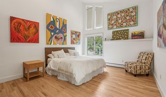 16 SCHAFFER Rd, Alpine, NJ 07620
