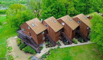 3 Telemark Dr 10, Alloway, NJ 07462