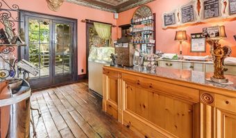 305 N Main St, Alma, WI 54610