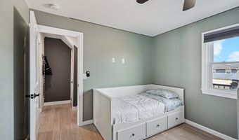 76 Ronald Ave S, Bayville, NJ 08721
