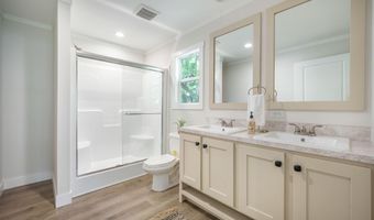 103 Bush Dr, Bonneau, SC 29431