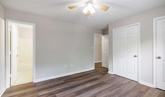 100 Woodstone 10, Athens, GA 30605