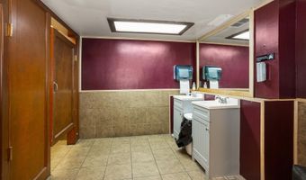 1016 NOBLE St, Anniston, AL 36201