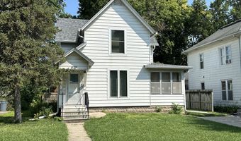 627 8th St, Ames, IA 50010