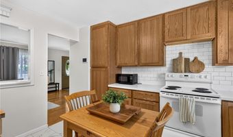 4429 Burkey Rd, Austintown, OH 44515