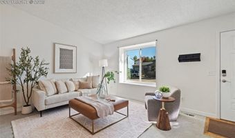 11413 E Ellsworth Pl, Aurora, CO 80010