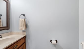 25390 Castlebury Dr, Athens, AL 35613