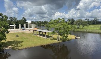 5009 Alaska St, Bay St. Louis, MS 39520