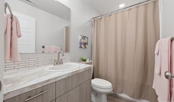 8848 W Hill Road Pkwy, Boise, ID 83714