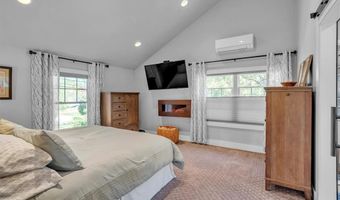 1 Fried Ave, Bristol, RI 02809